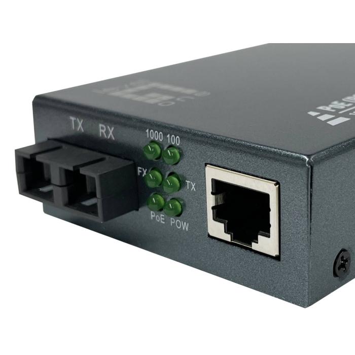 LevelOne RJ45 to SC Gigabit Media Converter, PoE PSE, Single-Mode Fiber, 20km — image 6 of 14