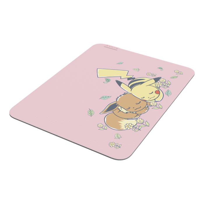 Razer Gigantus V2 – Pikachu & Eevee Edition Gaming mouse pad Pink — image 9 of 10