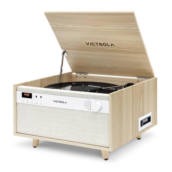 Victrola Century Belt-drive audio turntable Wood — image 2 of 10