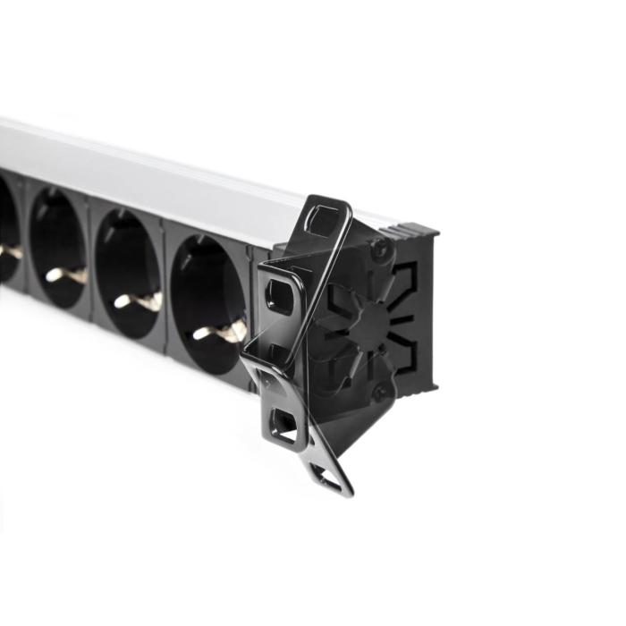 Salicru SPS 3F+6F PDU UK+C13/C14 — image 4 sur 5